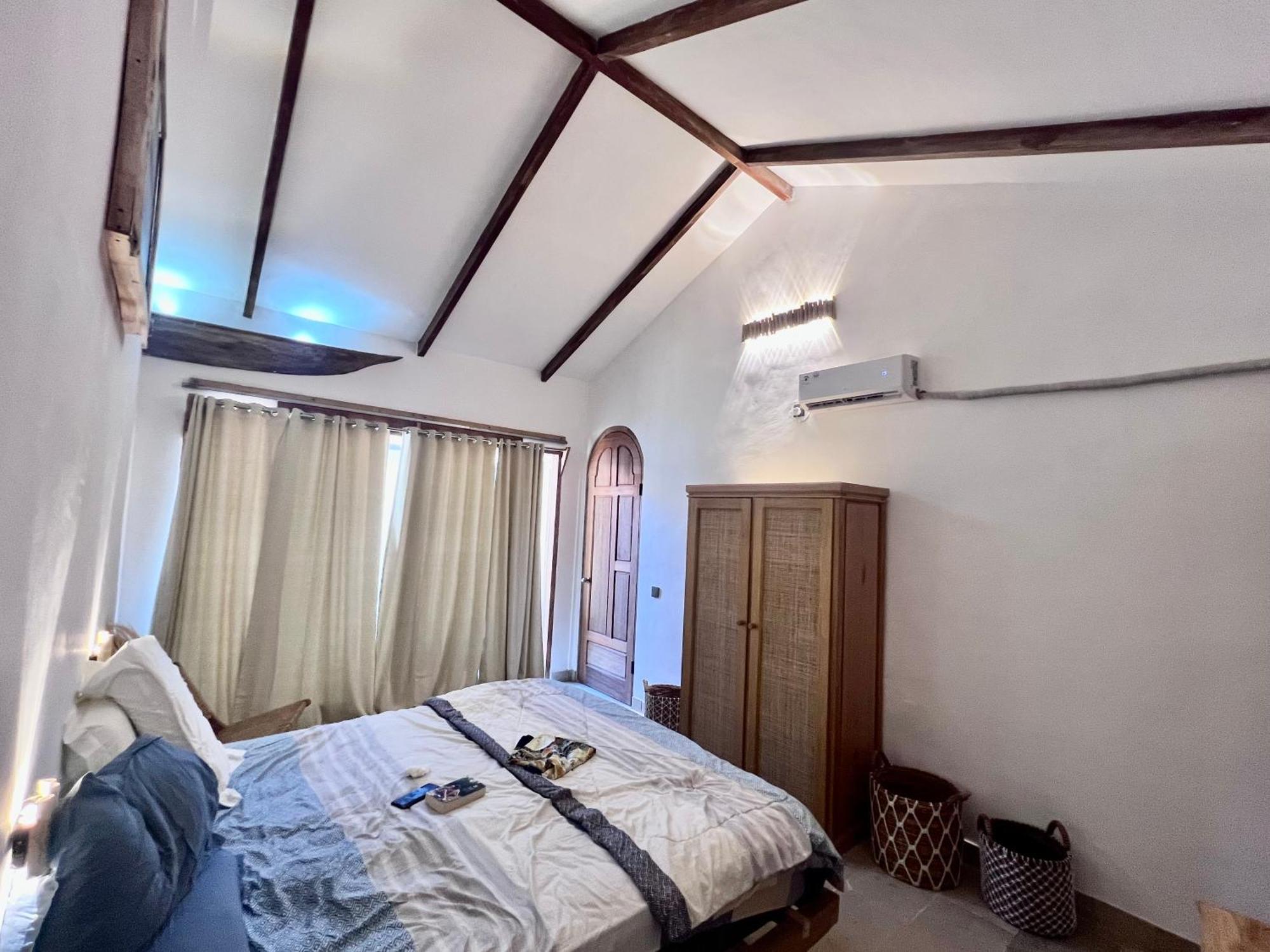 Lances Right Surfhouse Otel Katiet Dış mekan fotoğraf